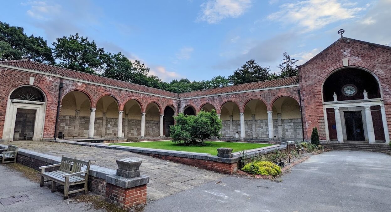 Lawnswood Crematorium - cremations in Leeds